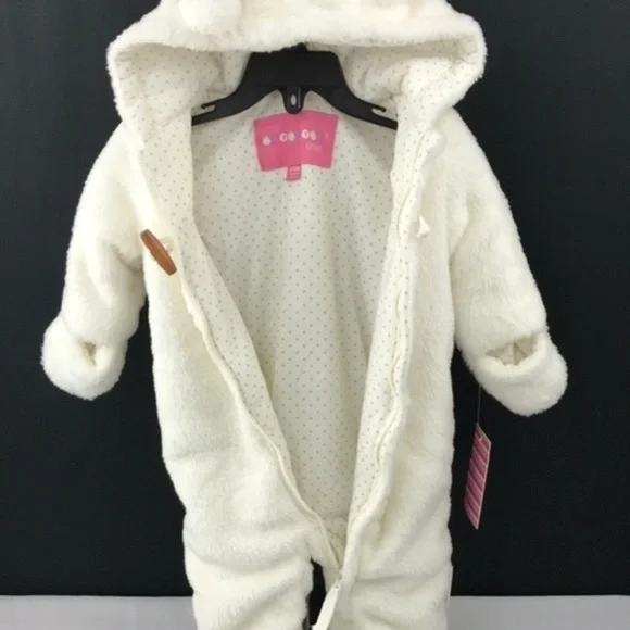 Wippette - Baby White fake fur Snowsuit. SZ:3-6M, 6-9MNWT